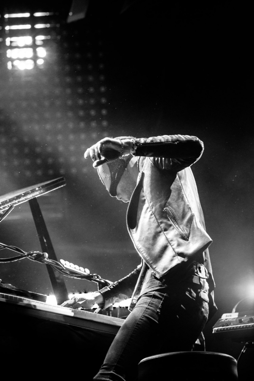 BLOODY BEETROOTS_10